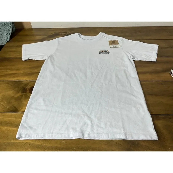 Patagonia Mens Skyline Stencil Responsibili Tee T-Shirt Size XS NWT - Picture 1 of 11